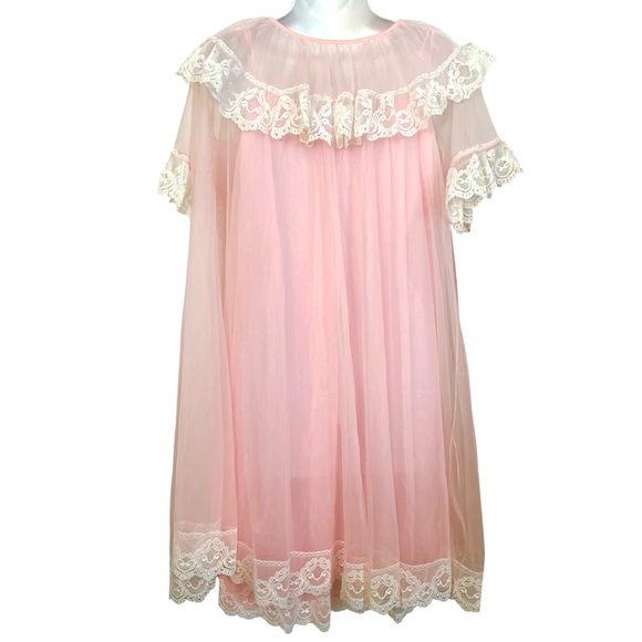 Pink and Lace 1960s Penoir Negligee Set 🩷😍 - Picture 5 of 9